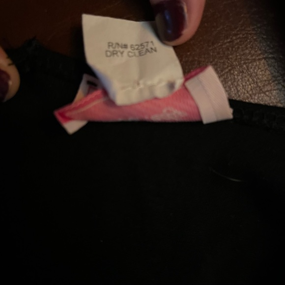 Black and White Sleeveless Fit & Flare Dress - Picture 6 of 6